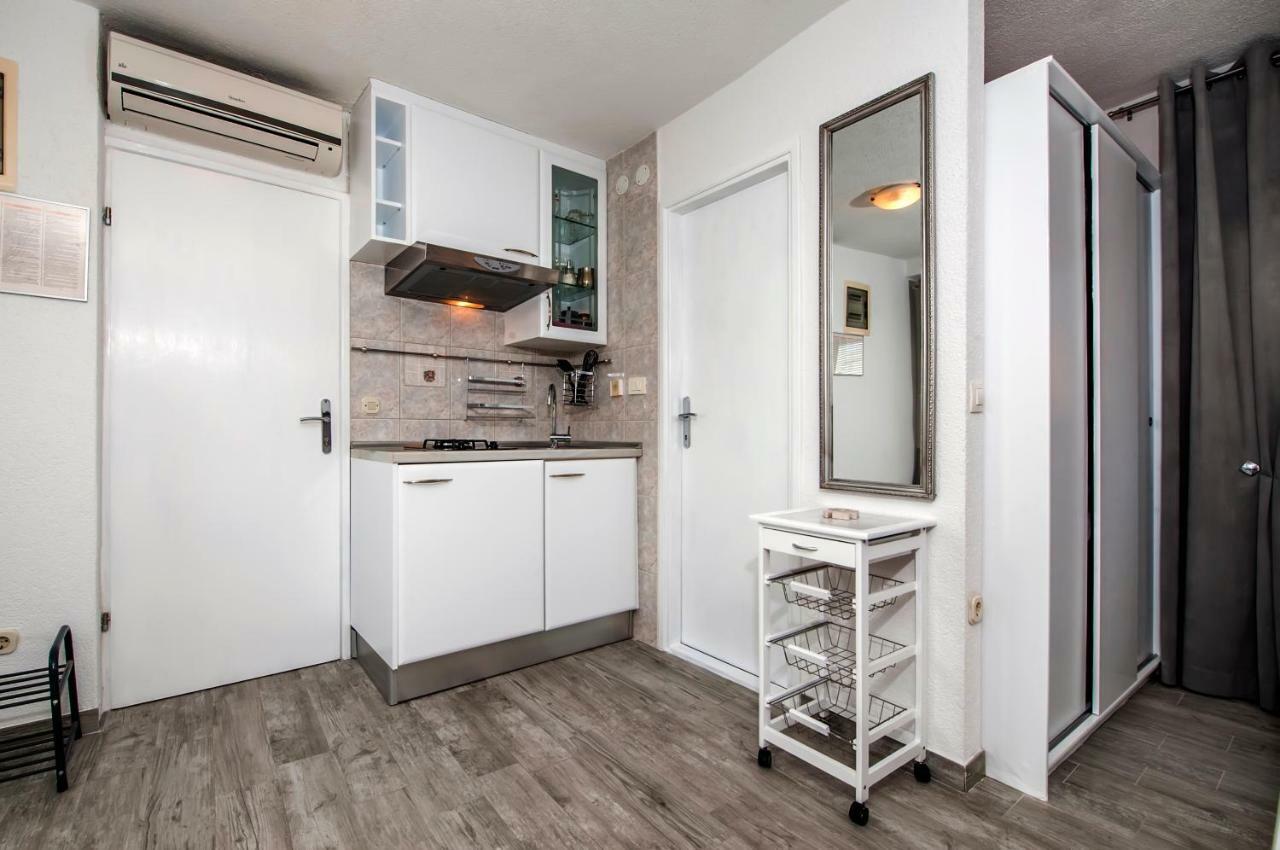 Studio Apartment Sunce Ровінь Екстер'єр фото